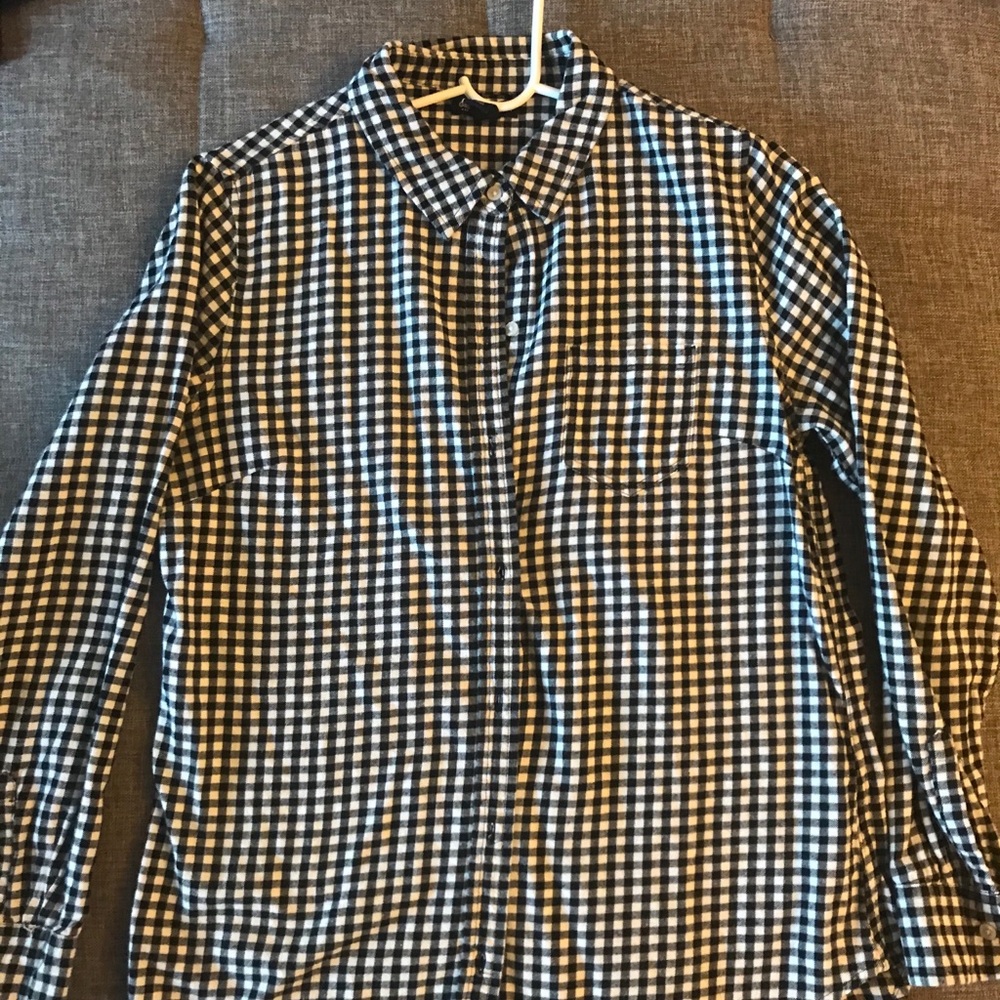 Checkered button up